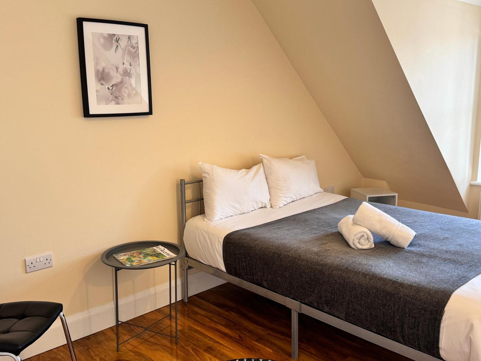Relaxing Airport Rooms Стэнвэлл Экстерьер фото
